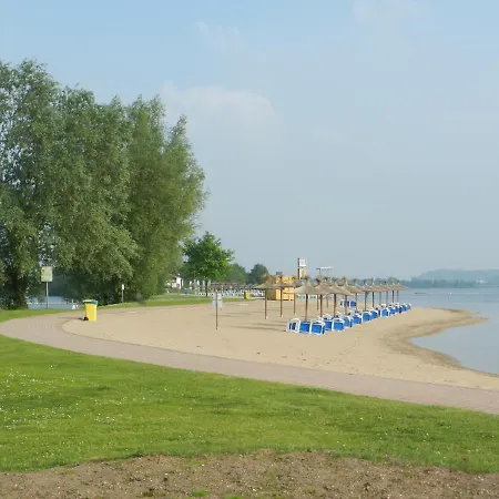 Floating 44 In - Boot 5 Casa de Férias *