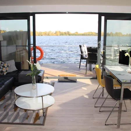 Holiday home Floating 44 In - Boot 5 Xanten